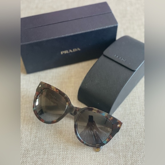 Prada sunglasses, blue/brown tortoise - Picture 1 of 4